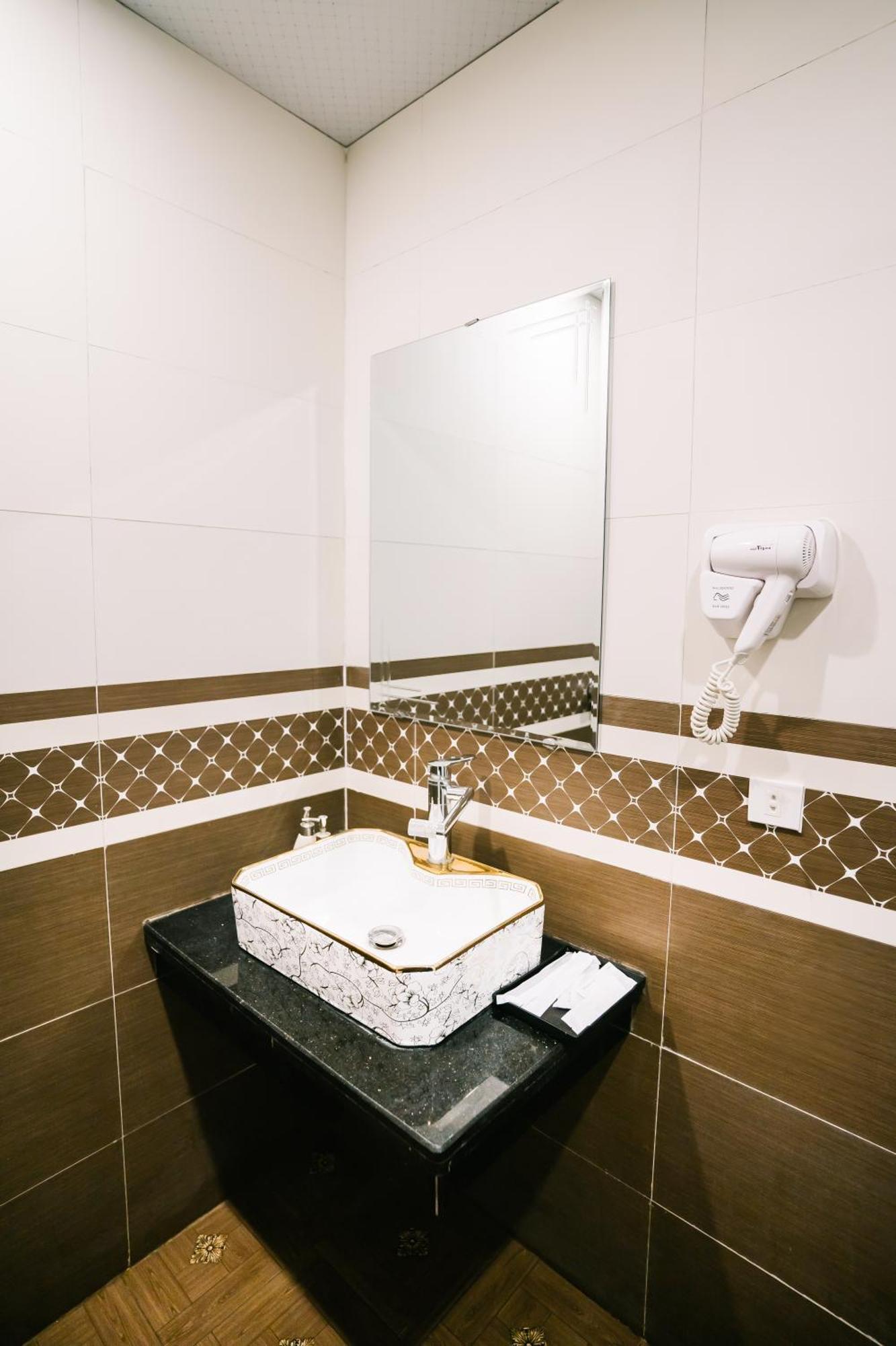 Tamcoc Catalina Hotel Ніньбінь Екстер'єр фото